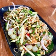 ยายตุ๊ซีฟู๊ด จันทบุรี