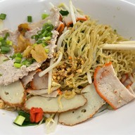เมนูของร้าน เจ้านายบะหมี่สาขา2 Jaoninebami