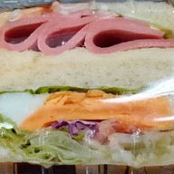 Notto อาหารเช้า (ขนมปังปิ้ง, แซนวิช)