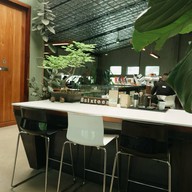 8Sixteen Cafe ถนนศรีเกษม20