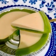 เมนูของร้าน หยกสด ขนมไทยใบเตย อ้อมน้อย