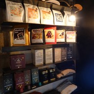 GRAPH One nimman นิิมมานเหมินทร์