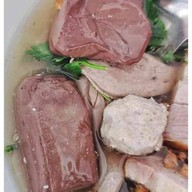 เจ๊คุ้งเกาเหลาเลือดหมู