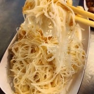 เมนูของร้าน จิ้มจุ่มสุทธิพรเจ้าเก่าตรงข้ามโรงแรม บียู.เพลส