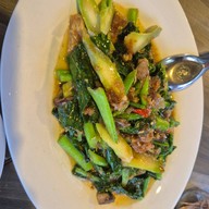 เมนูของร้าน เจ้แมว โอมมาซีฟู้ดส์ เลียบหาดแม่รำพึง อำเภอบางสะพาน