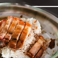 ข้าวหมูทอด และ ข้าวกับไข่ ข้าวหมูทอดข้าวกับไข่