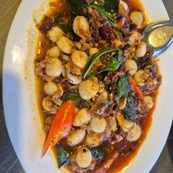 เมนูของร้าน เจ้แมว โอมมาซีฟู้ดส์ เลียบหาดแม่รำพึง อำเภอบางสะพาน