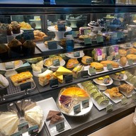 Starbucks หลังสวน