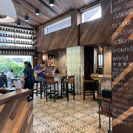 Starbucks หลังสวน