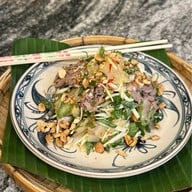 เมนูของร้าน Maison Saigon Velaa Sindhorn Village