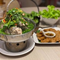 ครัวเมืองเว้ ลาว ญวน เซ็นทรัล เวตส์เกต