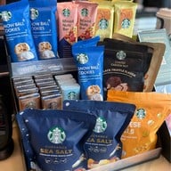 Starbucks สตาร์บัคส์ รีเสิร์ฟ วัน แบงค็อก