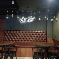 บรรยากาศ On The Roast วิภาวดี22 ซอยวิภาวดี 22