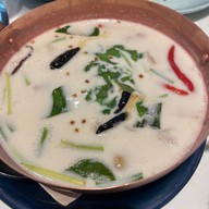 กับข้าวกับปลา เอ็มไพร์ทาวเวอร์