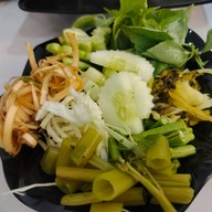 บาร์ขนมจีนบุฟเฟ่ต์ ถนนกาญจนาภิเษก