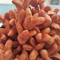 ลูกชิ้น ใจแอ้น ปลาระเบิด(ข้างเซเว่นตรงข้ามสวนนก)