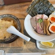 Kiri Tsukemen ทองหล่อ