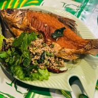 ครัวโอมเพี้ยง