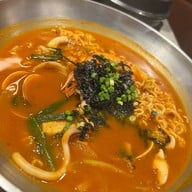 Hasul สยามเซ็นเตอร์ (Siam Center)