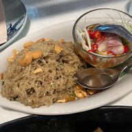 กับข้าวกับปลา เอ็มไพร์ทาวเวอร์