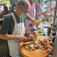 ร้านนายฉั้ว