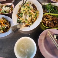 เมนูของร้าน ข้าวต้มนำชัย ห้วยขวาง