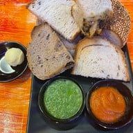 Big Mama Pizzeria (บิ๊กมามา พิซเซอเรีย) - สุขุมวิท 21 -