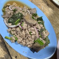 ลาบยโสแซ่บรุ่ง สาขา 2