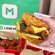 Pelicana : เพลิคาน่า สาขาเดอะมอลล์ไลฟ์สโตร์ ท่าพระ