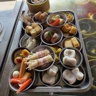 เมนูของร้าน ครัวน้ำตาล By Tarn Restaurant