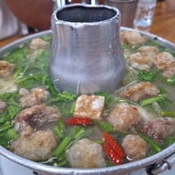 ข้าวต้มหัวปลาฝาแฝด ขุนกระทิง