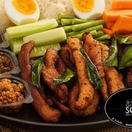 ✨️หมู-เนื้อทอดรสลาบ แซ่บๆ👍 By กินกับซ้อ ✨️