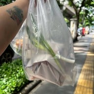 ธานี ข้าวหมูแดง - หมูกรอบ อารีย์