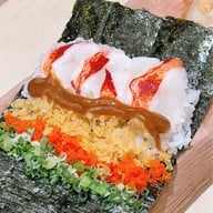 Kanori Hand Roll Bar  Central Embassy