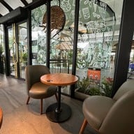 Starbucks เอ็มควอเทียร์ สกาย การ์เด้นท์