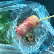 เมนูของร้าน ลูกชิ้นหลังโรงงาน ซอยลาซาล17