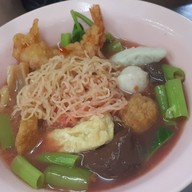 เมนูของร้าน ต้นเย็นตาโฟกุ้งทอด