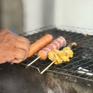 เมนูของร้าน ลูกชิ้นหลังโรงงาน ซอยลาซาล17