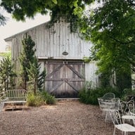 Slole Cafe & Garden