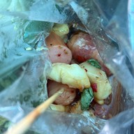 เมนูของร้าน ลูกชิ้นหลังโรงงาน ซอยลาซาล17