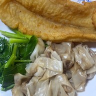 เมนูของร้าน ราดหน้าฟาไฉ สะพานใหม่ ถนนเทพรักษ์(ตัดใหม่)