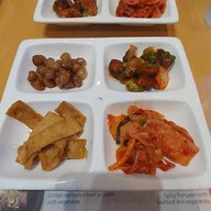 The Bibimbab ดิเอ็มควอเทียร์