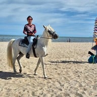 ครัวเม็ดทราย ชายหาดชะอำ