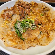 แอนก๋วยเตี๋ยวคั่วไก่ CentralWorld