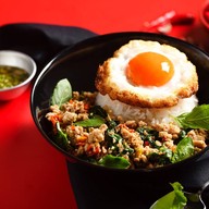 มุมกะเพรา เอสพละนาด รัชดา เอสพละนาด รัชดา