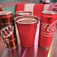 เมนูของร้าน A&A Diner ทรีสแควร์