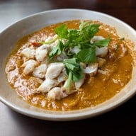 เลียปาก