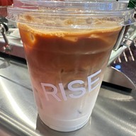 RISE COFFEE วัน แบงค็อก