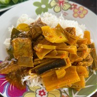 เมนูของร้าน ร้านแม่โลมา ข้าวแกงปักษ์ใต้