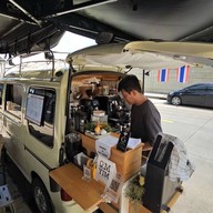 บรรยากาศ OMYIM COFFEETRUCK สาขา 1 พระราม 2 ซอย 47